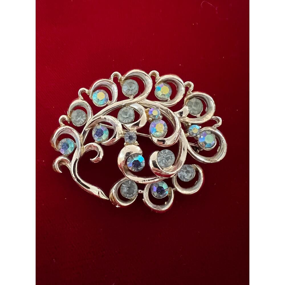Vintage Coro AB Rhinestones Gold Tone Floral Brooch Pin